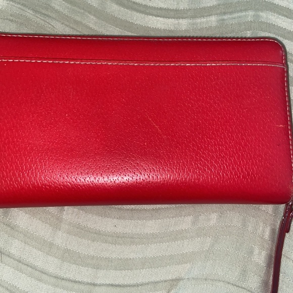 EUC Red Kate Spade Wallet - Picture 7 of 9